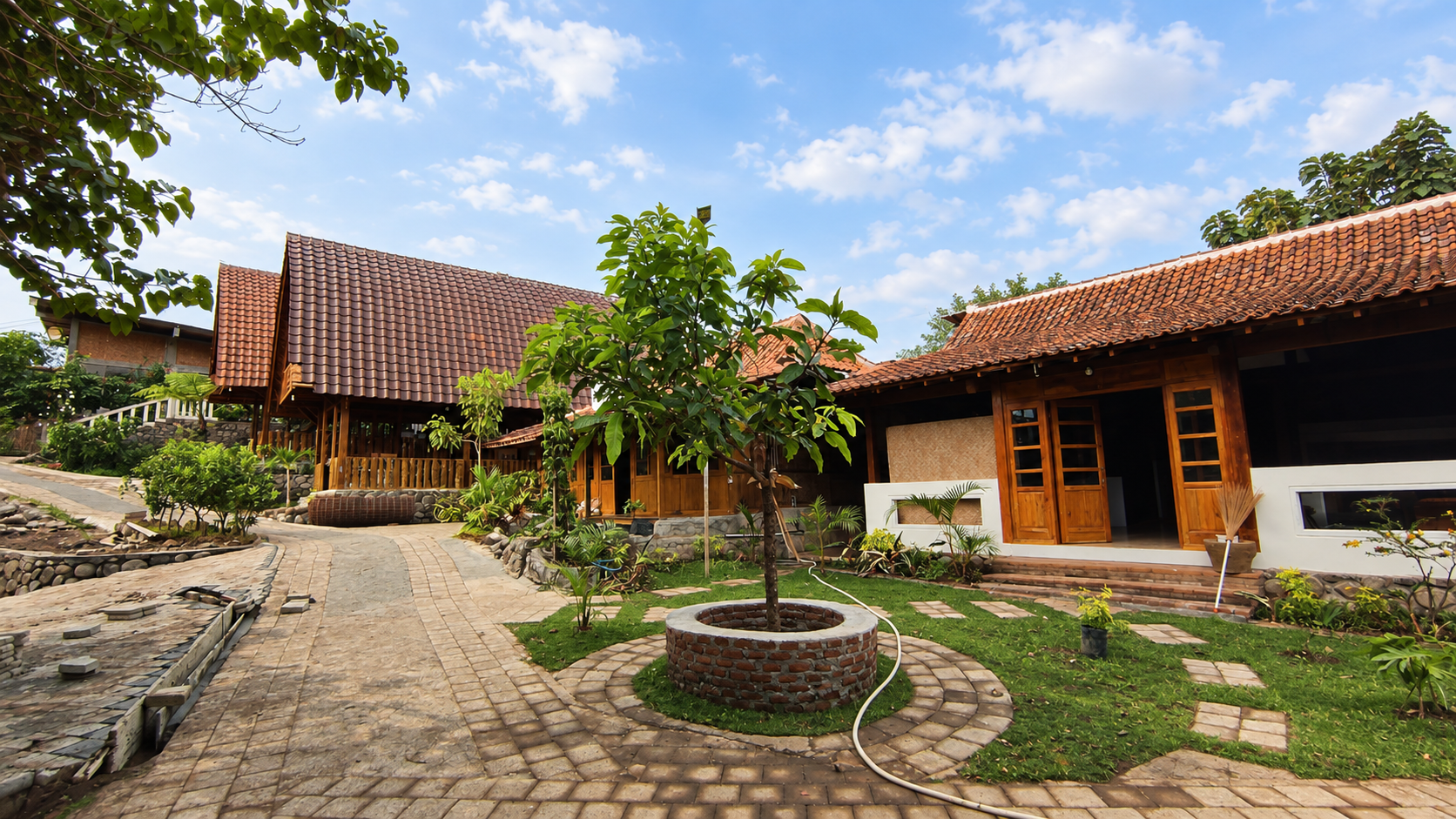 Pemandangan pegunungan dan lingkungan Kota Batu